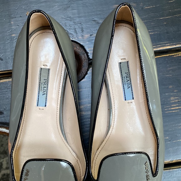 Prada Calzature Donna Flats in Gray & Black - Picture 5 of 15